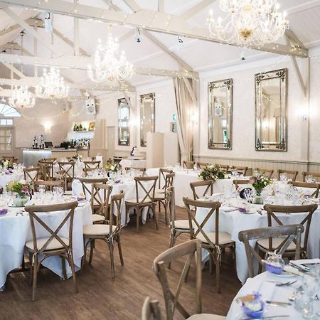 Ravenwood Hall Hotel Bury St. Edmunds Dış mekan fotoğraf